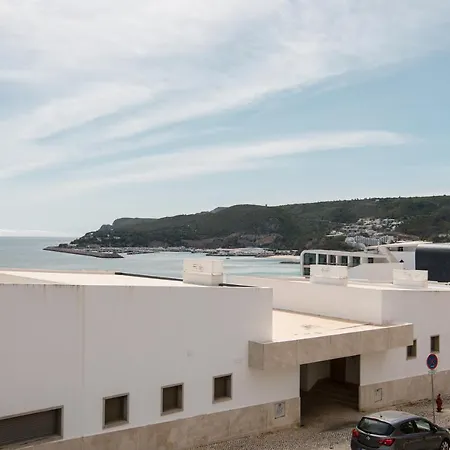 Amazing Sesimbra Duplex Close To The Beach By Trip2Portugal Exterior photo