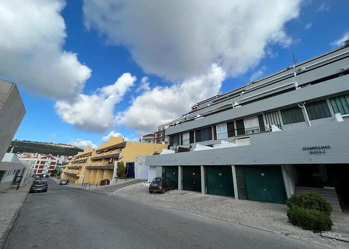 Amazing Sesimbra Duplex Close To The Beach By Trip2Portugal